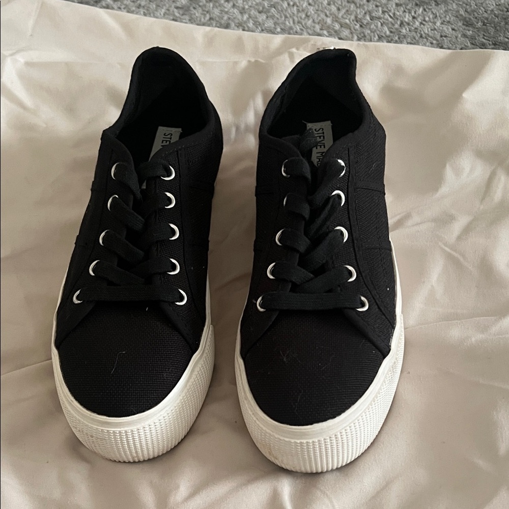 Steve Madden Black Canvas Sneakers